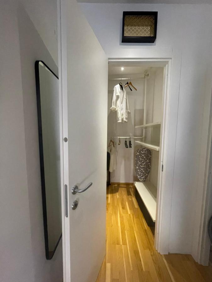 Apartment Tiny Zen House By The Sea.